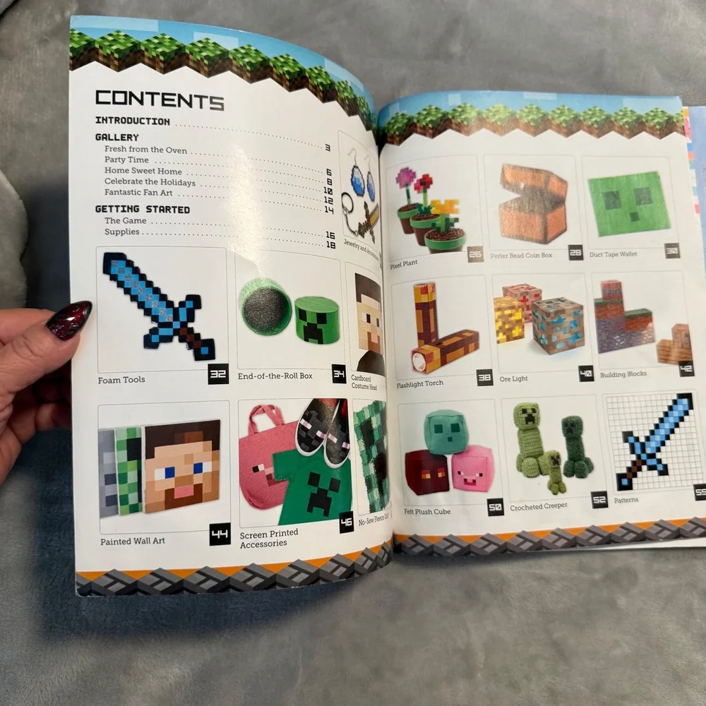 Craft Projects for‎ Minecraft & Pixel Art Fans Book – Choly Knight